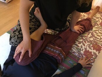 タイマッサージ クルームの写真/身体が求めるストレッチ要素たっぷりのタイ古式！全身のコリ軽減と軽くしなやかに動くカラダを手に入れて★