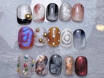 サロンドティス 学芸大学(salon de tis)の写真/指先に彩りを添え,華やかに♪丁寧なカウンセリングであなたのなりたいデザインを叶えます◎【学大徒歩3分】