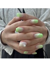 オマモリ ネイル 心斎橋店(omamori nail)/neonグラデーション