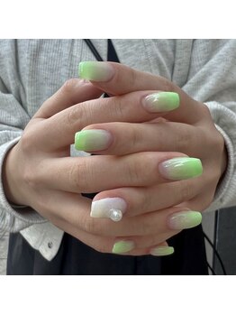 オマモリ ネイル 心斎橋店(omamori nail)/neonグラデーション