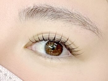 アウリー バイ ランズ(AULII by lands)の写真/パリジェンヌ/似合わせまつげパーマでナチュラルに瞳を大きく♪似合わせデザインであなたの魅力を最大限に!