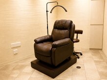 アース 岩槻店(HAIR & MAKE EARTH)/まつげ&眉毛ルーム