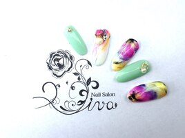 オーダーネイル￥7,810から