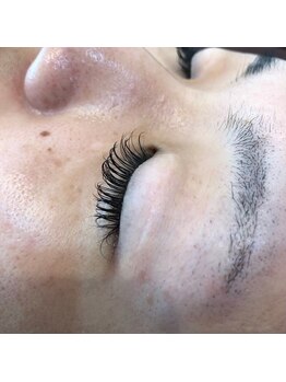 フリルアイビューティ 豊中店(Frill Eye Beauty)/