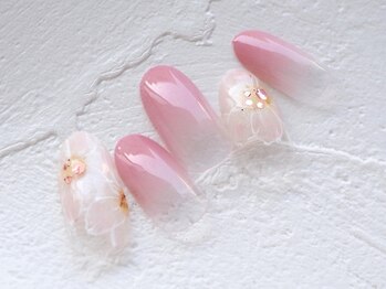 カトルナフ(quatre fois neuf)/お花のグラデーションネイル