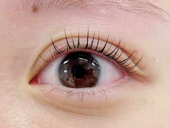 プラスアイ 銀座中央通り店/ナチュラルパーマ 担当:菅