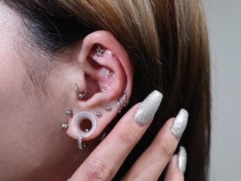 ノウル(nouru)/耳つぼジュエリー