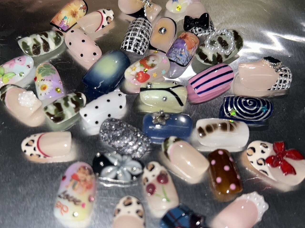 ヴィヴィ バイ セブンルックス(vivi by 7LOOKS)｜ホットペッパー