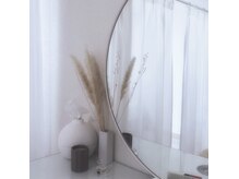 白を基調とした清潔感のある空間です○