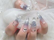 ネイルキュート アンド クールラッシュ 亀有店(nailcute & CoolLash)の雰囲気（春ハンドフット同時・ワンホン付け放題・ミラー・埋めつくし）