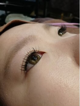 フリルアイビューティ 豊中店(Frill Eye Beauty)/