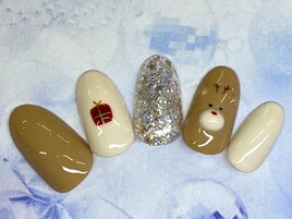 クリスマス　トナカイ　冬ネイル