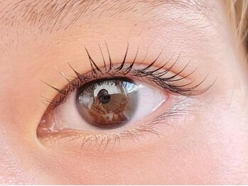 アルファ アイラッシュサロン(ALPHA)の写真/丁寧なカウンセリングで似合わせまつげと眉毛をご提案◎プロの技術でリピーター様の多い大人気サロン！