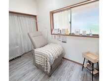 個室でゆったりできる空間になるよう心がけております☆