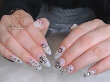 ウメネイルスタジオ(UME NAIL STUDIO)/* 長 さだしやり放題×つけ放題