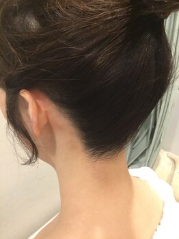 ルプティボヌール(le petit bonheur)/えりあし脱毛