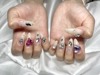 ヤシネイル(Yashi Nail)/ゴージャス持込 カラフルネイル