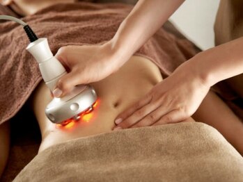 Relaxation 楽庵の写真/【気になる部分に徹底アプローチ】ラジオ波脂肪燃焼コース60分★サイクロン吸引で理想のくびれ・美脚へ♪