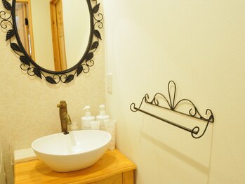 ヌクヌク(NukuNuku)/清潔感のある店内