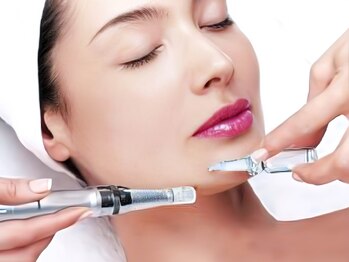 カミオエステティック(KAMIO ESTHETIQUE)の写真/【肌質改善】ターンオーバーを整え、にきびによる赤み跡・毛穴の黒ずみと開きを改善！シミ・シワ予防も◎