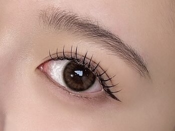 アイラッシュ クリッシー 渋谷店(Eyelash Chrissie)の写真/【渋谷で話題！目元を美しく魅せる”CHRISSIE “のフラットラッシュ】どなたでも同価格で安心◎
