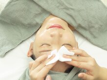 ヴィコロン(Vicolone)/フェイシャルの仕上げ