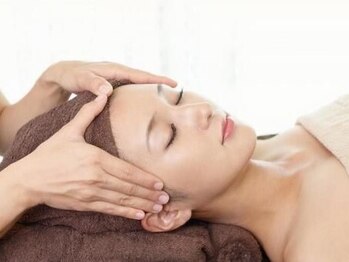 beauty salon elfの写真/頭のコリがぐ~っとほぐれるヘッドスパは病みつきの方続出♪強もみ/筋膜リリースとのセットも人気です◎