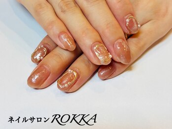 ロッカ(ROKKA)の写真/季節感のある花や繊細なモチーフのデザインにも◇オフィス・イベント・旅行時など幅広いシーンに馴染む◎