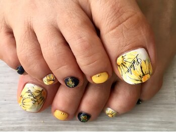 アミネイルズ(AmiNails)/フットひまわり♪
