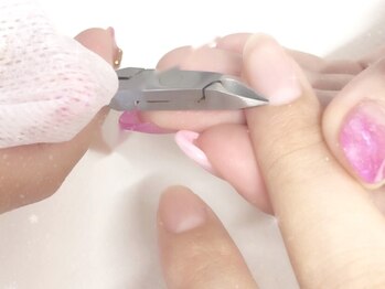 ネイルサロン アテナ(Athena)/甘皮美爪ウォーターケア