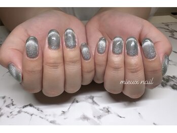 ミュー ネイル(mieux nail)/