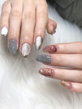 ジョリ チュン(JOLIE TRUONG)/