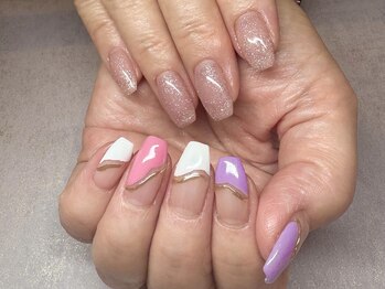 パープルの爪屋/上品アシメネイル♪