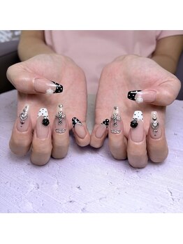 エムズネイル(M’s NAIL)/ドットフレンチ☆