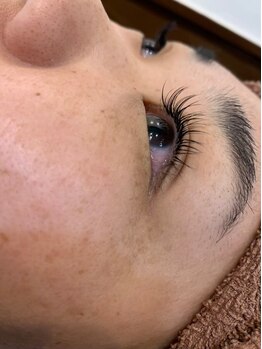 フリルアイビューティ 豊中店(Frill Eye Beauty)/