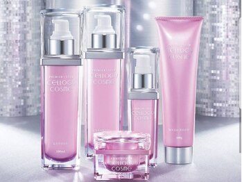 ルアナ(LUANA)/ヒト幹細胞フェイシャル