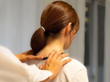 リップル オステオパシー整体院(RIPPLE)/背骨を入念にチェック