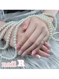 マグネットも大人ネイルで♪