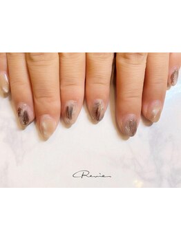 シンプル系（オフィス・日常）が得意