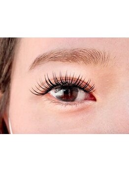 ボリュームのある目元にしたい