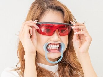 ホワイトニングカフェ 柏店の写真/セルフホワイトニングデビューに☆キレイな歯は身だしなみの大切な1つ◎美しい歯を手に入れて笑顔の印象UP!