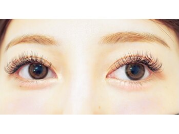 ロリー 麻布十番(LoLLy)の写真/盛れるだけじゃない。目の形まで計算した似合わせエクステ