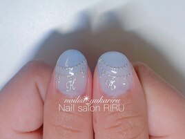 イニシャルネイル