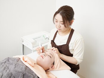 サロン ヒゴロ(SALON HIGORO)の写真/《JR野江駅すぐ》低周波でターンオーバーを促し、気になるシミにアプローチ◎痛みも少なく初めての方にも◎