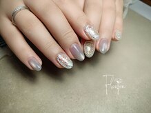 フローフェン(Floofen)/キラキラ