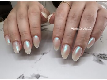ミュー ネイル(mieux nail)/
