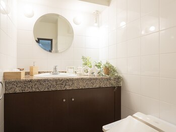 スタジオTT 横浜東口店(STUDIO TT)/女性用・男性用 別トイレ完備☆