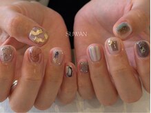 スワン 浜松駅前(SUWAN)の雰囲気(一癖ある個性的アートも人気です★可愛いシールもあります♪)