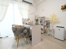 Lian  Nailの雰囲気（白を基調とした落ち着く空間☆）