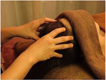 Aroma SPA 花乃【アロマスパ ハナノ】≪リンパマッサージ/ヘッドスパ≫の写真/【金沢駅徒歩5分★】23時まで営業◎中国直伝の本格施術!オールハンドのマッサージで日頃の疲れを改善!